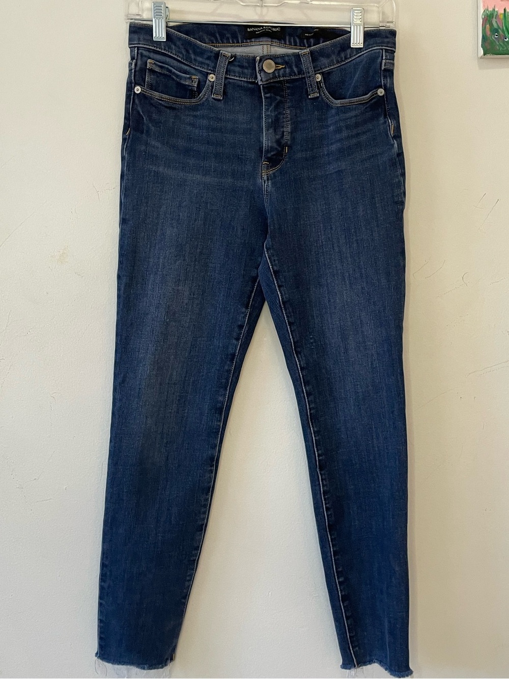 Banana Republic Dark Blue Skinny Mid-Rise Jeans With Raw Hem Size 27